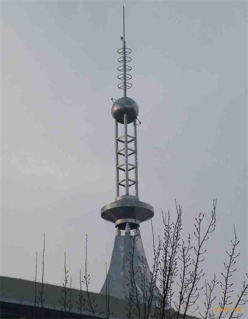 高層建築上方安裝樱桃AV成人片應怎樣施工？